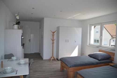 Apartment mit Küche und 2 Einzelbetten, Duschbad, Parkplatz und ruhig gelegen, ADA3 (Apartment mit Kuche und 2 Einzelbetten, Duschbad, Parkplatz und ruhig gelegen, ADA3) in Kulmbach Apartment mit Küche und 2 Einzelbetten, Duschbad, Parkplatz und ruhig gelegen, ADA3 (Apartment mit Kuche und 2 Einzelbetten, Duschbad, Parkplatz und ruhig gelegen, ADA3) in Kulmbach