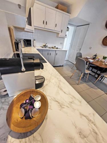 Konyha, Wolfe Tone Apartment in Sligo Konyha, Wolfe Tone Apartment in Sligo