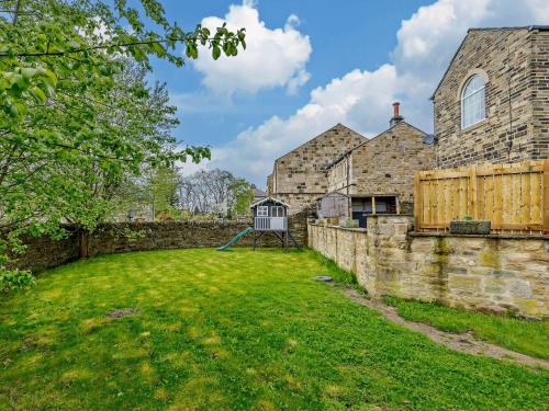 المرافق, 5 Bed in Bingley 91977 in Bingley المرافق, 5 Bed in Bingley 91977 in Bingley