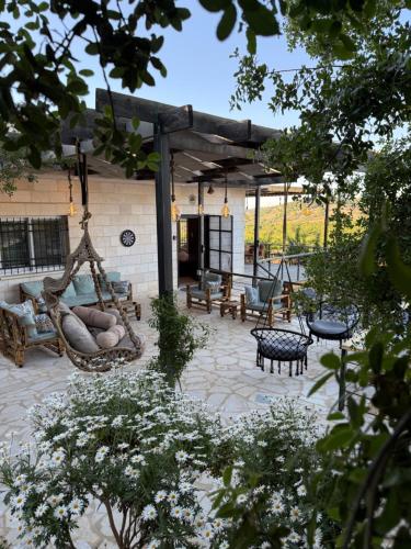 Oak Farm مزرعة البلوط in عجلون Oak Farm مزرعة البلوط in عجلون