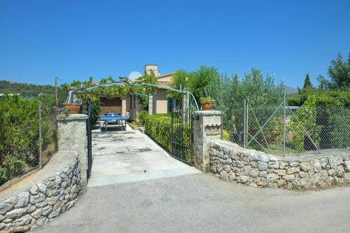 Two-Bedroom Villa image 2