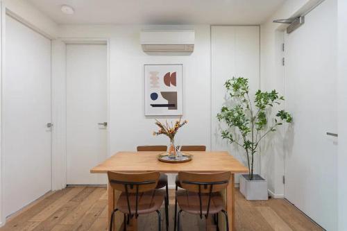 Sydney CBD Darling Harbour 2 bedroom near townhall in Other Sydney CBD Darling Harbour 2 bedroom near townhall in Other