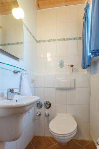 ห้องน้ำ, Ferienhaus Alp Chalet in คอฟเฟ่น ห้องน้ำ, Ferienhaus Alp Chalet in คอฟเฟ่น
