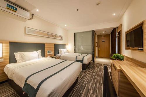City Comfort Inn Zhengzhou Railway Station Erqi Square in Женгжу City Comfort Inn Zhengzhou Railway Station Erqi Square in Женгжу