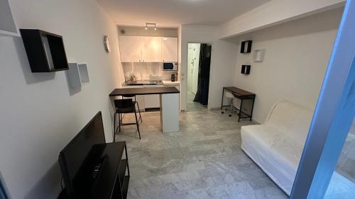Facilities, Studio 25m2 in Ventabrun Facilities, Studio 25m2 in Ventabrun