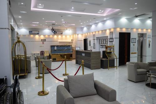 أجنحة أهلين 5 (Ahlin Suites 5) in اليرموك أجنحة أهلين 5 (Ahlin Suites 5) in اليرموك