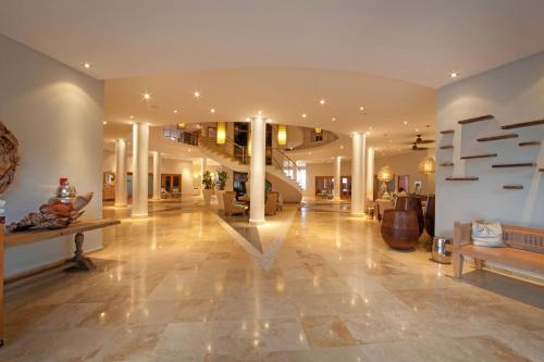 Lobby, The Bannister Hotel & Yacht Club by Mint in Marina Puerto Bahia Lobby, The Bannister Hotel & Yacht Club by Mint in Marina Puerto Bahia