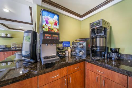 طعام و مشروبات, Best Western Antelope Inn & Suites in Red Bluff طعام و مشروبات, Best Western Antelope Inn & Suites in Red Bluff