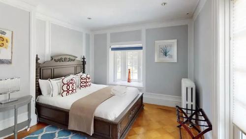 Gorgeous 5 bedroom Boston Home in Newton (Massachusetts) Gorgeous 5 bedroom Boston Home in Newton (Massachusetts)