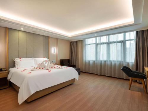 Lavande Hotels Guangzhou Fangcun Huadiwan Metro Station in Fangcun District Lavande Hotels Guangzhou Fangcun Huadiwan Metro Station in Fangcun District