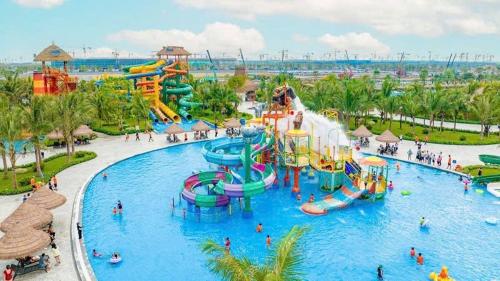 Grand Central Hotel - Vinhomes Ocean Park 3 in Van Giang Grand Central Hotel - Vinhomes Ocean Park 3 in Van Giang