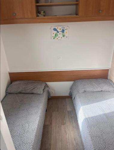Casa con piscina in جرانوليرز Casa con piscina in جرانوليرز