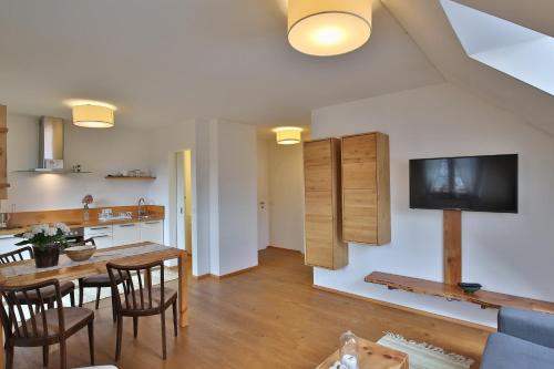 Landhaus Appartement Seidenwebergut Anif bei Salzburg in Anif Landhaus Appartement Seidenwebergut Anif bei Salzburg in Anif