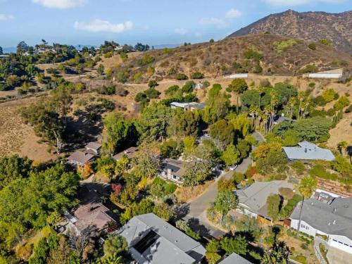 Hollywood Hills Villa by Universal - Pool - Dogs OK near เลคฮอลลีวูดพาร์ค Hollywood Hills Villa by Universal - Pool - Dogs OK near เลคฮอลลีวูดพาร์ค
