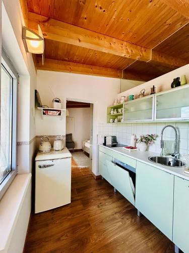 Cottage Gols in กอลส์ Cottage Gols in กอลส์