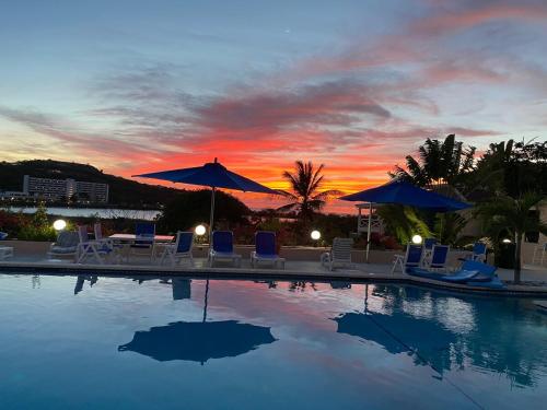 Breezes & Views in Five Islands Breezes & Views in Five Islands