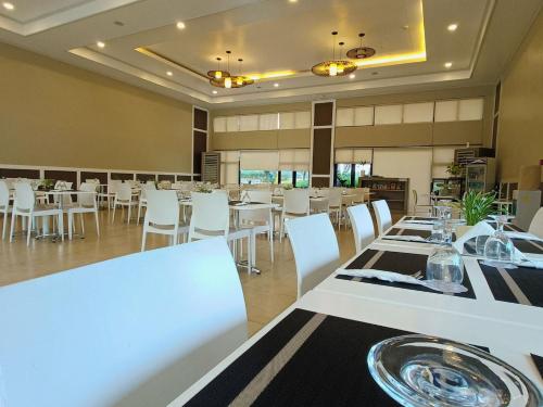 レストラン, Aquamira Hotel & Resort in カビテ レストラン, Aquamira Hotel & Resort in カビテ