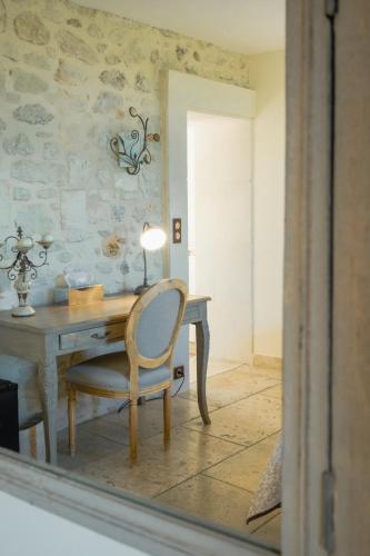 La Belle Vie in Saint Hilaire D'Ozilhan La Belle Vie in Saint Hilaire D'Ozilhan