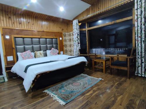 Hotel Whitehouse in Pahalgam Hotel Whitehouse in Pahalgam