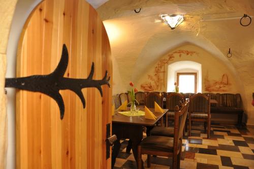 مطعم, Thuringer Landhotel Edelhof in Uhlstadt – Kirchhasel Ot Weissen مطعم, Thuringer Landhotel Edelhof in Uhlstadt – Kirchhasel Ot Weissen