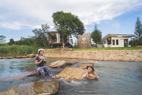 อิสระ แคมป์ปิ้ง แอนด์ คาเฟ่ Issara camping in Kaeng Khoi อิสระ แคมป์ปิ้ง แอนด์ คาเฟ่ Issara camping in Kaeng Khoi