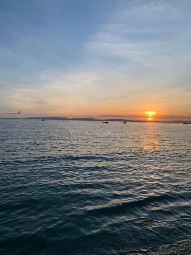 Nha Nghi Bien Xanh in Coto Island Nha Nghi Bien Xanh in Coto Island