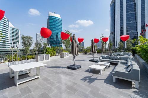 Exterior view, VOGUE MAG318 Business Bay - Downtown Dubai - Pool View with balcony and walkable to Burj Khalifa and in Madinat Zayid Exterior view, VOGUE MAG318 Business Bay - Downtown Dubai - Pool View with balcony and walkable to Burj Khalifa and in Madinat Zayid