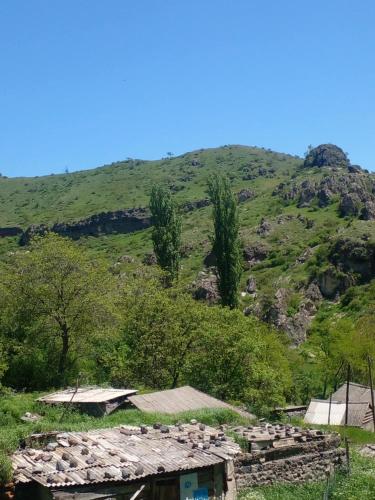 Vardzia Chachkari Cottage in Tmogvi Vardzia Chachkari Cottage in Tmogvi