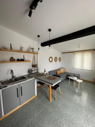 مطبخ, Heras house in Kolona مطبخ, Heras house in Kolona
