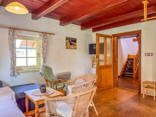 Chaloupka u Bílého potoka (Chaloupka u Bileho potoka) in 斯奈茲內 Chaloupka u Bílého potoka (Chaloupka u Bileho potoka) in 斯奈茲內