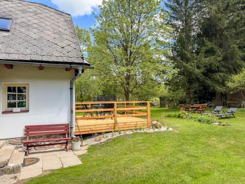 Chaloupka u Bílého potoka (Chaloupka u Bileho potoka) in Snezne Chaloupka u Bílého potoka (Chaloupka u Bileho potoka) in Snezne