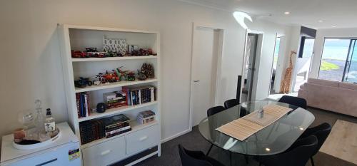 Facilities, Kakianau Retreat, Luxury Waterfront Apartments in Lower Portobello Facilities, Kakianau Retreat, Luxury Waterfront Apartments in Lower Portobello