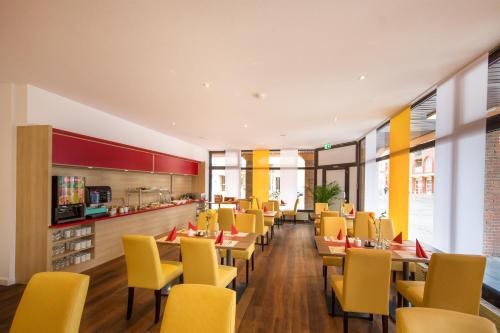 Ресторан, Montana Hotel Koln-Bonn Airport in Тройдорф Ресторан, Montana Hotel Koln-Bonn Airport in Тройдорф