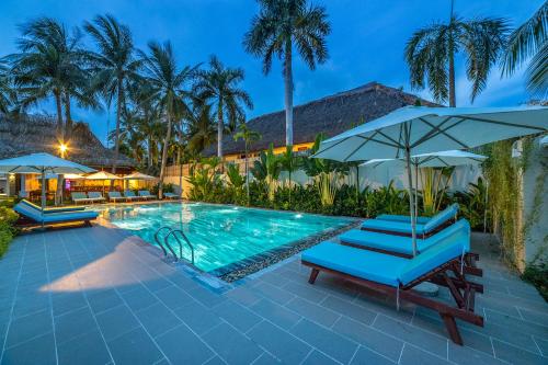 Coco Cottage Beachfront Resort in Phan Thiet Coco Cottage Beachfront Resort in Phan Thiet