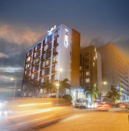 Vista exterior, Seen Hotel Abidjan Plateau in Abidjan Vista exterior, Seen Hotel Abidjan Plateau in Abidjan