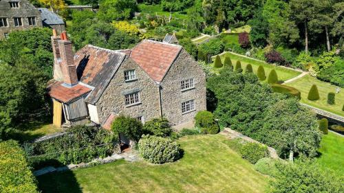 Luxury 3 Bed Cottage on Rewilding Estate in بيمينيستر Luxury 3 Bed Cottage on Rewilding Estate in بيمينيستر