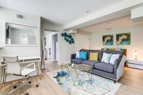 Contemporary Couples Retreat in Atlanta! in Cascade Road Contemporary Couples Retreat in Atlanta! in Cascade Road