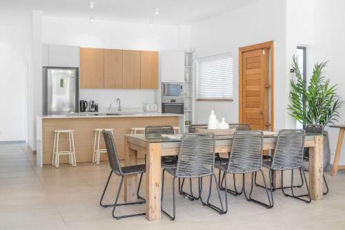 Sealodge - Luxury Apartment on the Coast in Pointe aux Cannoniers Sealodge - Luxury Apartment on the Coast in Pointe aux Cannoniers