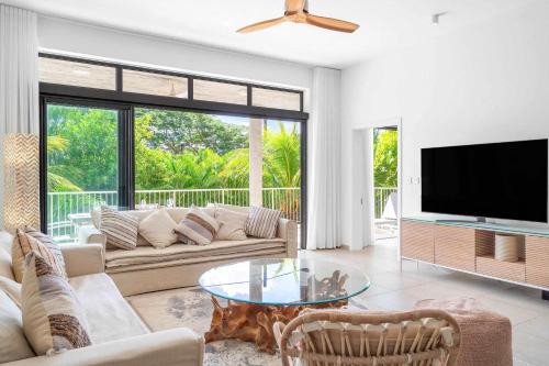 Sealodge - Luxury Apartment on the Coast in Pointe aux Cannoniers Sealodge - Luxury Apartment on the Coast in Pointe aux Cannoniers