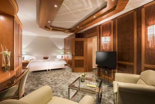 فندق ماريتيم ماجدبورج (Maritim Hotel Magdeburg) in Magdeburg City Center فندق ماريتيم ماجدبورج (Maritim Hotel Magdeburg) in Magdeburg City Center