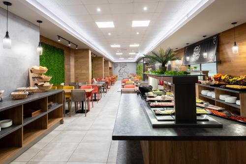 مطعم, فندق آفينيو (Avenue Hotel) in بورجاس مطعم, فندق آفينيو (Avenue Hotel) in بورجاس