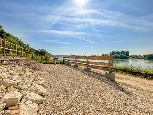 View, Eco lodge, vue exceptionnelle! in Duclair View, Eco lodge, vue exceptionnelle! in Duclair