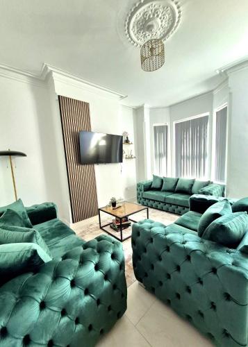 Spacious & Stylish 3 Bed Home in Nottingham, sleeps 7 in 舍伍德 Spacious & Stylish 3 Bed Home in Nottingham, sleeps 7 in 舍伍德