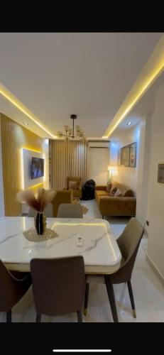 Appartement meublé 2 chambres salon mixta (Appartement meuble 2 chambres salon mixta) in Patte d'Oies Appartement meublé 2 chambres salon mixta (Appartement meuble 2 chambres salon mixta) in Patte d'Oies