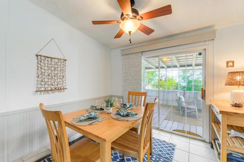 2 Blocks to Crystal Coast Family-Friendly Retreat in ฮาร์เคอร์สไอส์แลนด์ 2 Blocks to Crystal Coast Family-Friendly Retreat in ฮาร์เคอร์สไอส์แลนด์