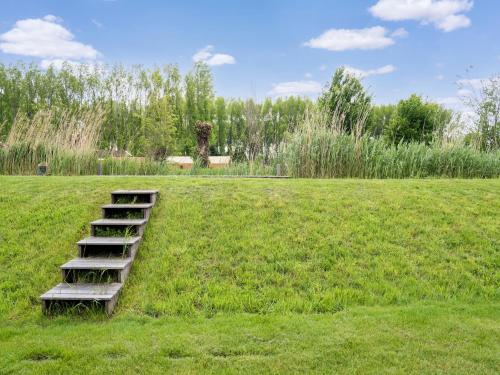Kert, Holiday home in Oud Ade with view in Leiderdorp Kert, Holiday home in Oud Ade with view in Leiderdorp