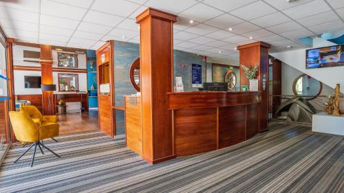 Vestíbulo, Hotel Europe in La Grande Motte Vestíbulo, Hotel Europe in La Grande Motte