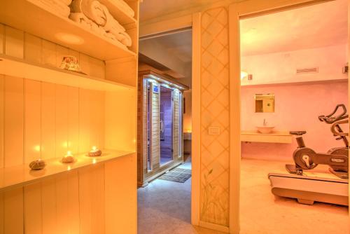 Fitness center, Hotel Spiaggia d'Oro - Charme & Boutique in Salo Fitness center, Hotel Spiaggia d'Oro - Charme & Boutique in Salo