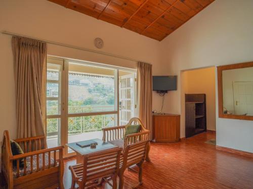 Hotel Neelesh Inn - A Luxury Lake View Hotel 20 KM From Nainital in Nainital Hotel Neelesh Inn - A Luxury Lake View Hotel 20 KM From Nainital in Nainital