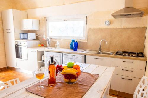 บริการและสิ่งอำนวยความสะดวก, Villa Santa Lucia by Villa Plus in ฟูมาโรลา บริการและสิ่งอำนวยความสะดวก, Villa Santa Lucia by Villa Plus in ฟูมาโรลา